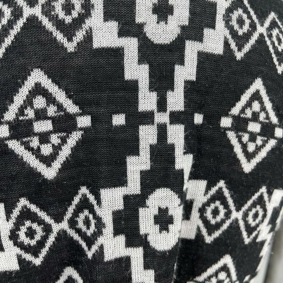 Charming Charlie black and white Aztec open knit vest - Picture 8 of 10